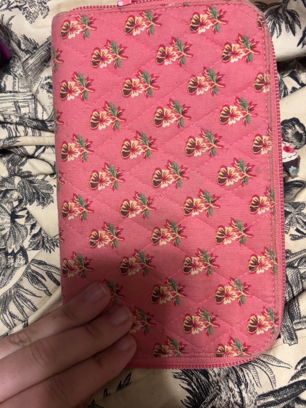 VERA BRADLEY PINK PANSY ZIP AROUND WALLET - USED